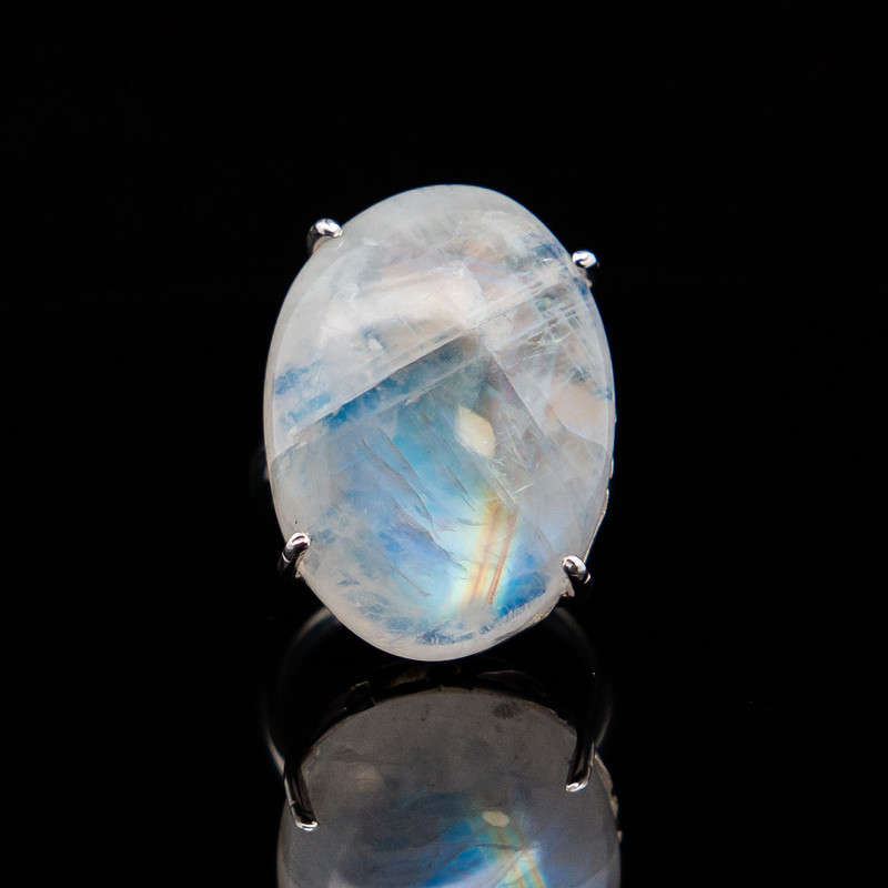 Bulan - Moonstone