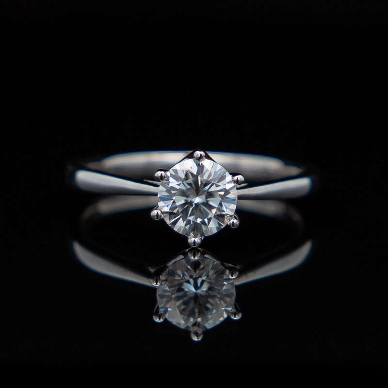 Dawn - Moissanite