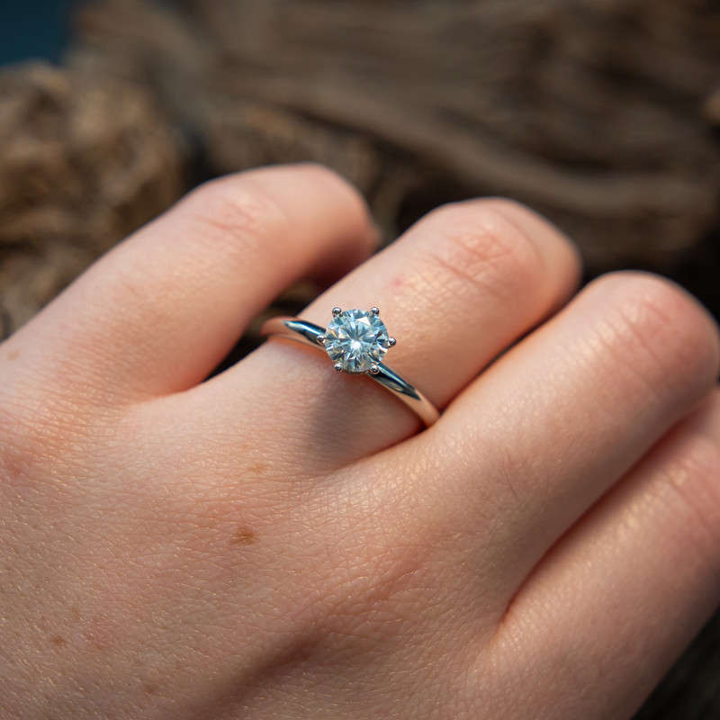 Sasha - Moissanite