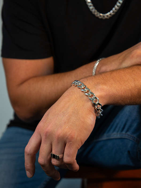 Oval Curb Bracelet - 21cm x 12mm