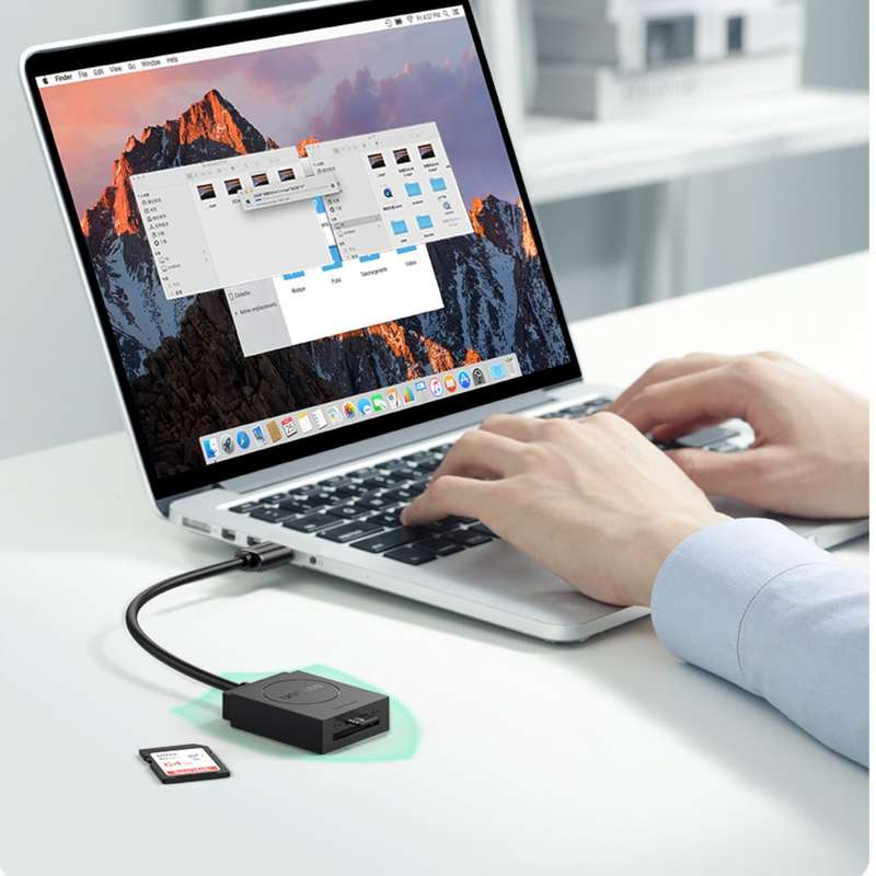 UGREEN USB 3.0 Dual Slot Card Reader for SD/TF Cards  5Gbps Data Transfer