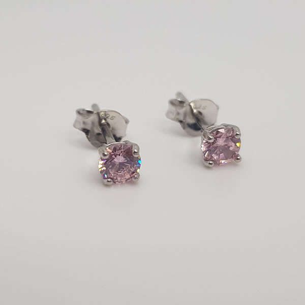 Pink Cubic Zirconia 4 E26