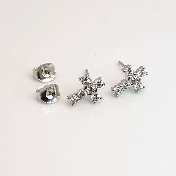 Cross Earrings full CubicZ E23