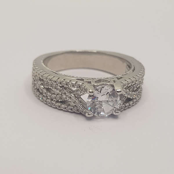 Ring wide round Stone R03
