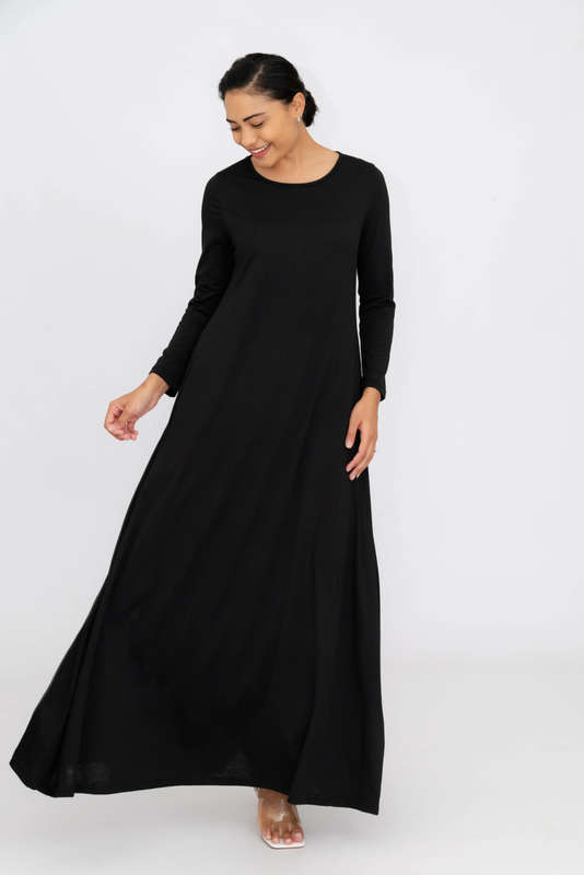Ameenah Long Sleeve Maxi Dress With Pockets Black