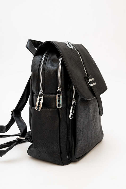 Blade Backpack With Adjustable Shoulder Straps Black