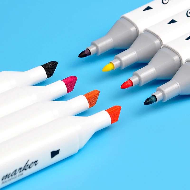 Set of 36 Twin Tip Marker Pen Highlighters for Graphic Art With Carry Case