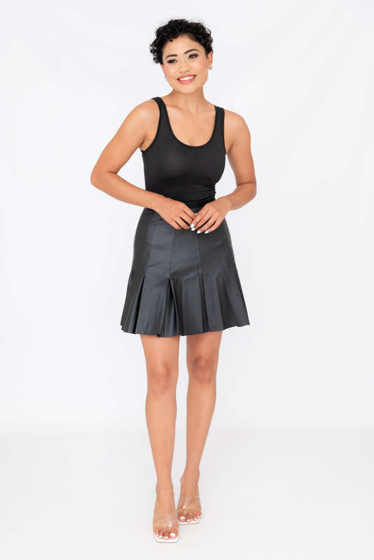 Black Fox Pleated Skirt