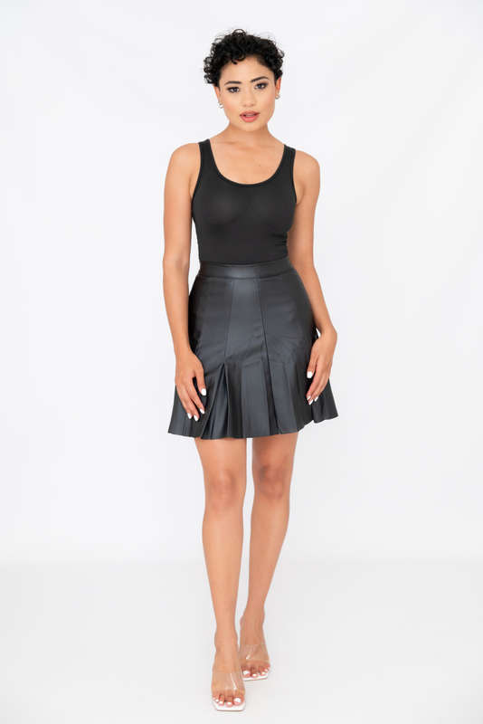 Black Fox Pleated Skirt