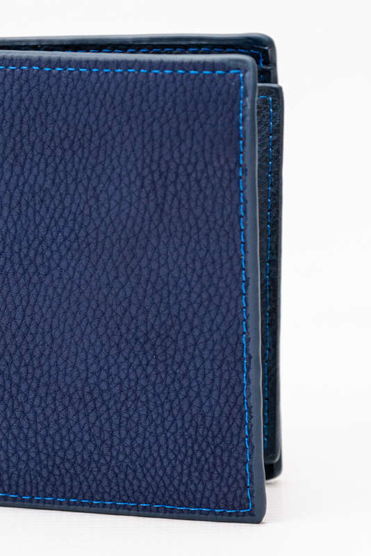 Camel Mountain Leather Bi-Fold Wallet Navy