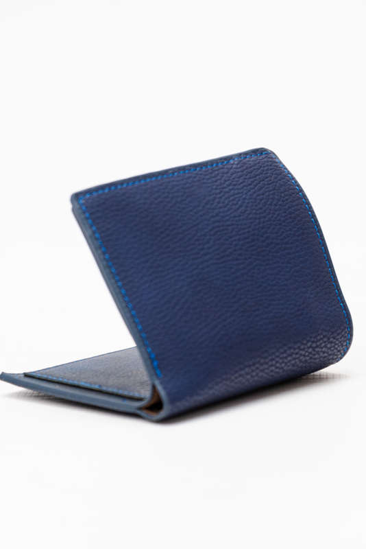 Camel Mountain Leather Bi-Fold Wallet Navy