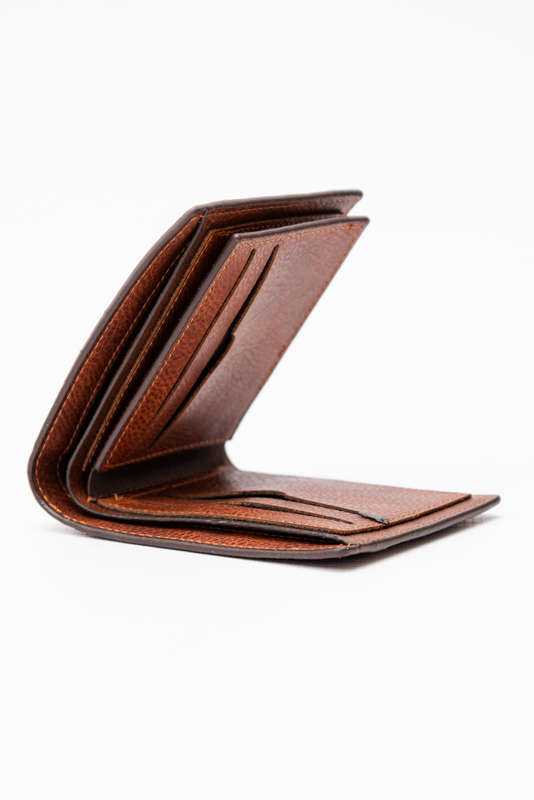 Camel Mountain Leather Bi-Fold Wallet Tan