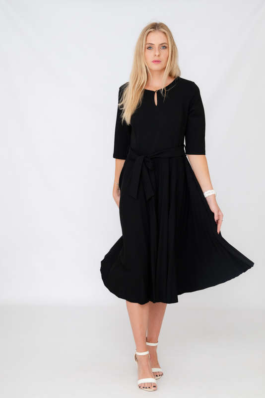 Elina Classic Belted Pleated Midi Black Dress