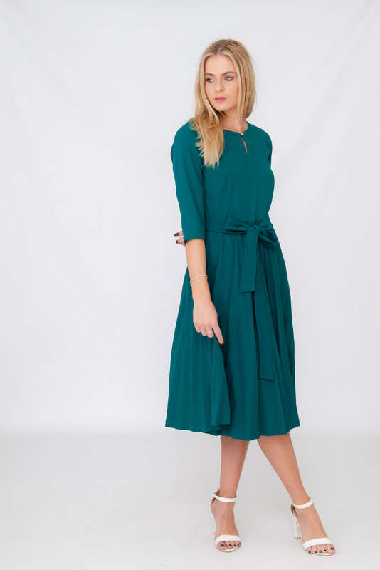 Elina Classic Belted Pleated Midi Dress Emerald