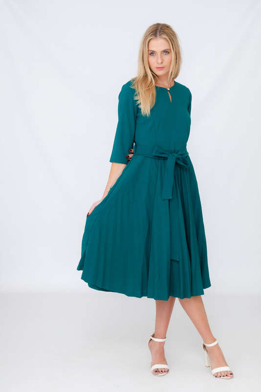 Elina Classic Belted Pleated Midi Dress Emerald