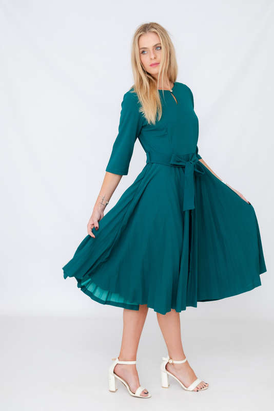 Elina Classic Belted Pleated Midi Dress Emerald