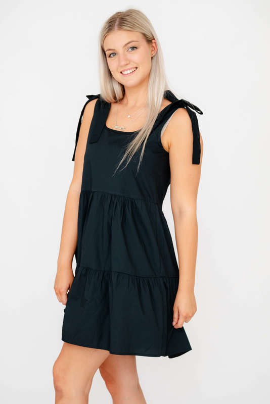 Ruffle Flutter Sleeveless Tiered Black Midi Summer Dress