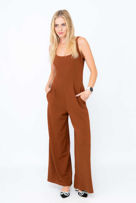 Toni Wide Leg Sleeveless Jumpsuit With Pockets
