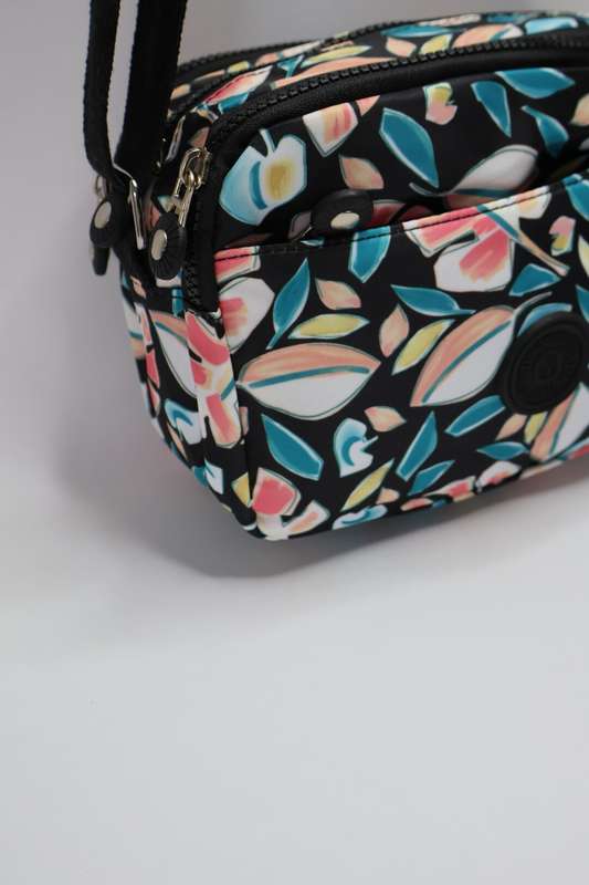 Forever Floral Crossbody Sling Shoulder Summer Bag With Multiple Pockets Medium