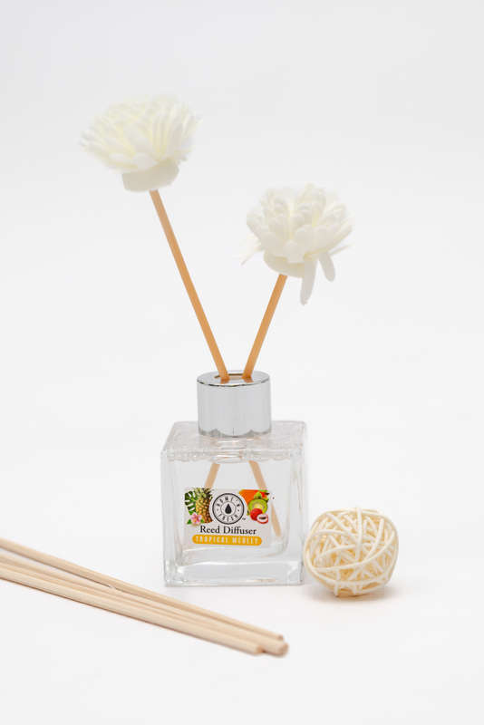 Reeds Diffuser Combo Flower Sticks &amp; 6 Bamboo Reeds (50ml)