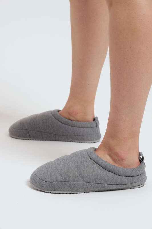 Dearfoams Unisex Andre Memory Foam Winter Slippers
