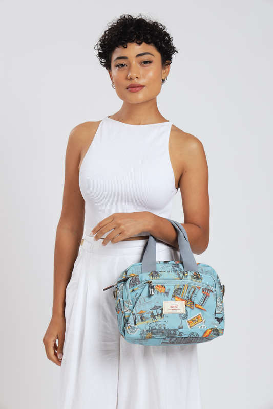 ladies Luxury Travel Crossbody Handbag With Multiple Compartments & Wide Strap