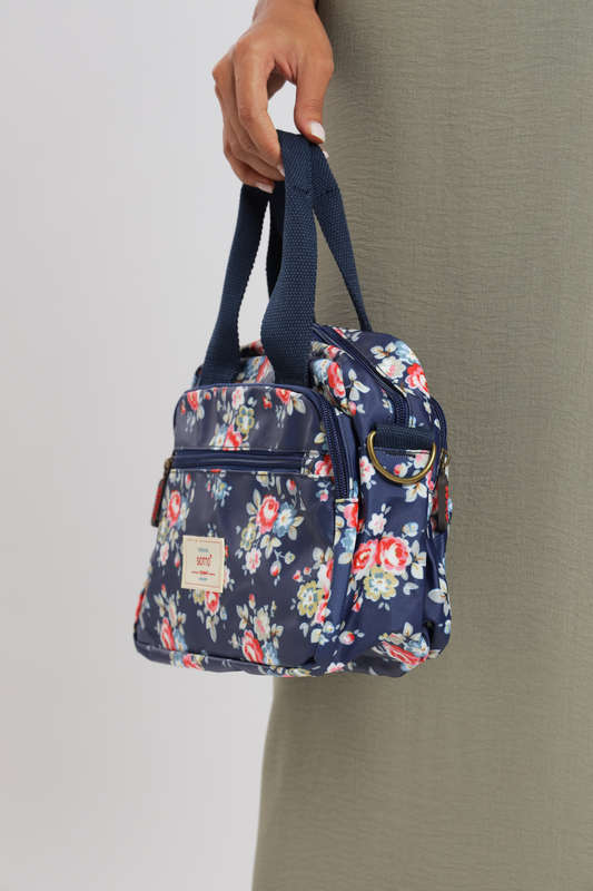 ladies Luxury Travel Crossbody Handbag With Multiple Compartments & Wide Strap