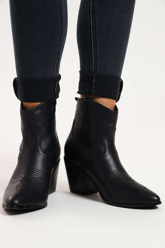 Ladies Pointed Tip Block Heel Ankle Boot