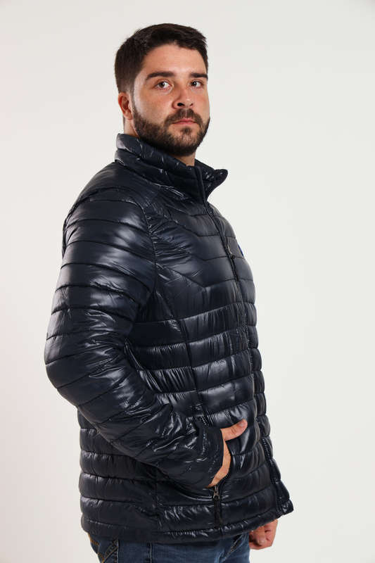 Mens Lightweight Puffer Jacket With Easy Carry Bag