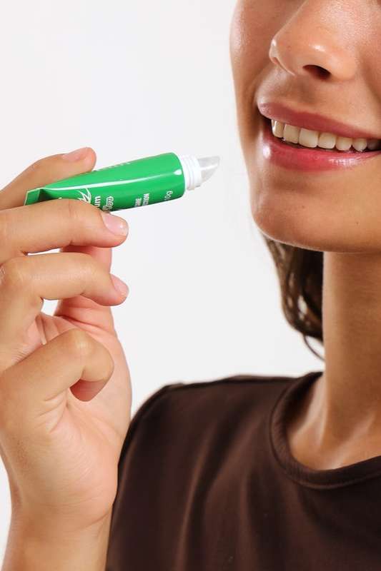 Moisturizing Lip Balm Soothes And Guards Against Dryness Long Lasting Formula Repairing Dry And C...
