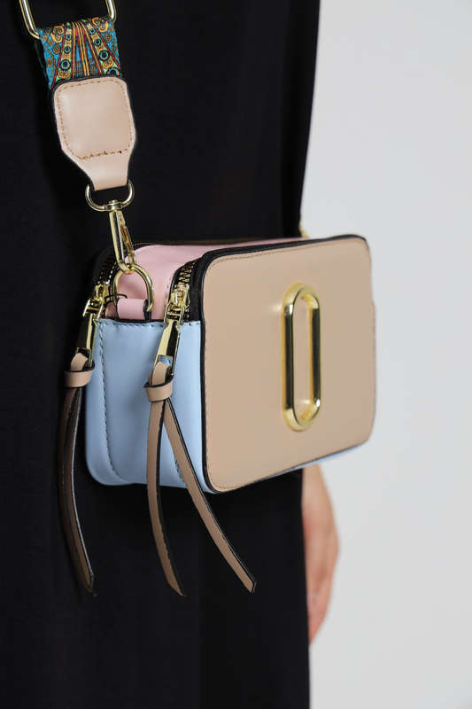 Snapshot Crossbody Sling Clutch Bag With Thick Strap
