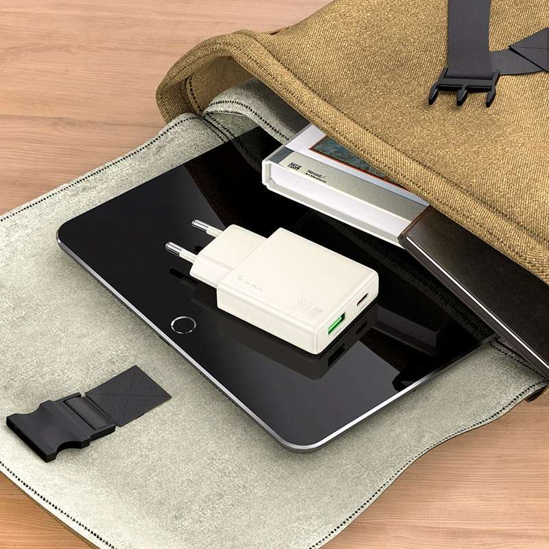 HOCO N95 Wall Charger With Single USB-A &amp; Single Type-C Ports Biscuit PD30W + QC3.0