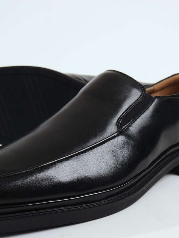 Van Heusen Men's Memory Foam Casual Formal Slip-On Black Shoes
