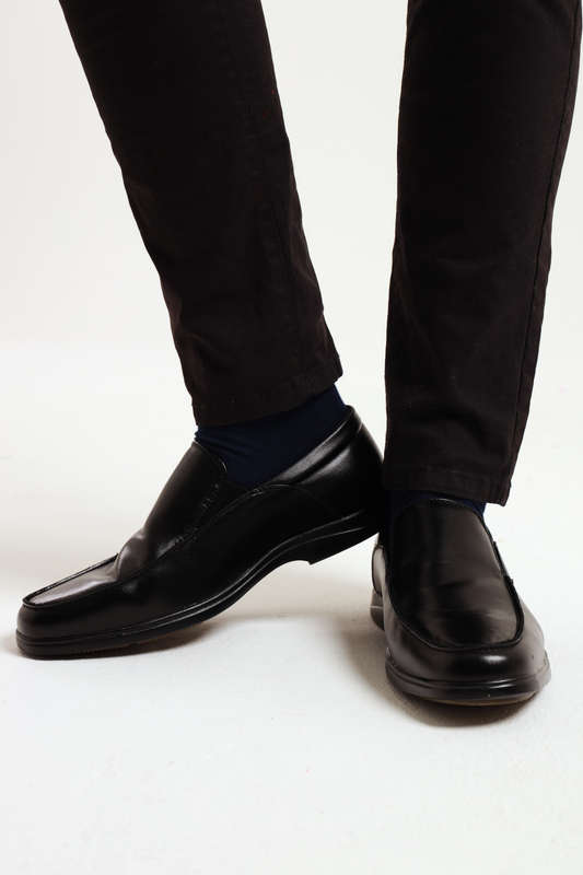 Van Heusen Men's Memory Foam Casual Formal Slip-On Black Shoes