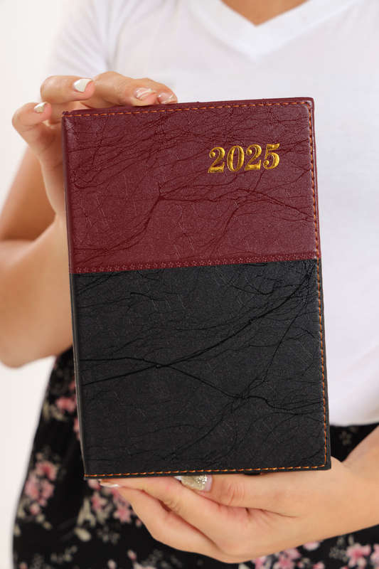 2025 Diary Daily Planner Soft Luxury PU Leather A5 210mm X 140mm