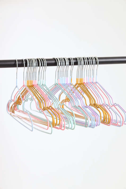 Senza® 40 Pcs Non Slip Heavy Duty Steel Clothes Hangers