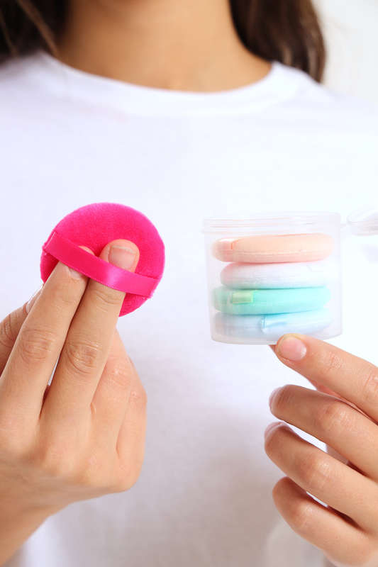 Senza® Pack Of 5 Round Powder Puff Makeup Puff PROMO-2-FOR-1