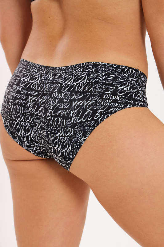 Senza® 3 Pack No-Show Hip Hugger Seamless Panties