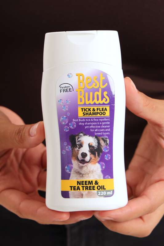 Best Buds Tick &amp; Flea Shampoo with Neem &amp; Tea Tree Oil 220ml