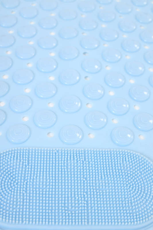 Senza® Non-Slip Cleaning Massage PVC Shower Mat With Suction Pad Oval