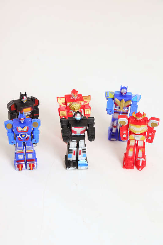 Boys Playset Figurine Robot 6 Piece 8cm