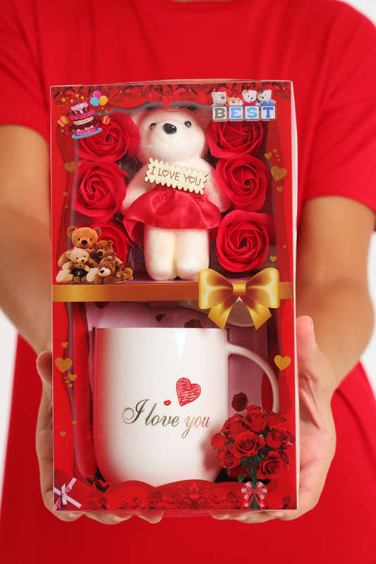 Valentine's Day 3 Piece Gift Set