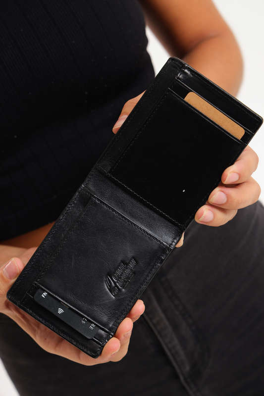 Camel Mountain Bi-Fold Geniun Leather Multiple Slot Card Wallet With Coin Pocket
