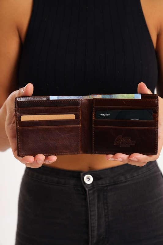 Camel Mountain Bi-Fold Geniun Leather Multiple Slot Card Wallet With Coin Pocket
