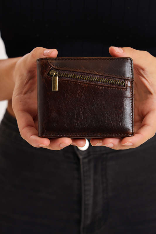 Camel Mountain Bi-Fold Geniun Leather Multiple Slot Card Wallet With Coin Pocket