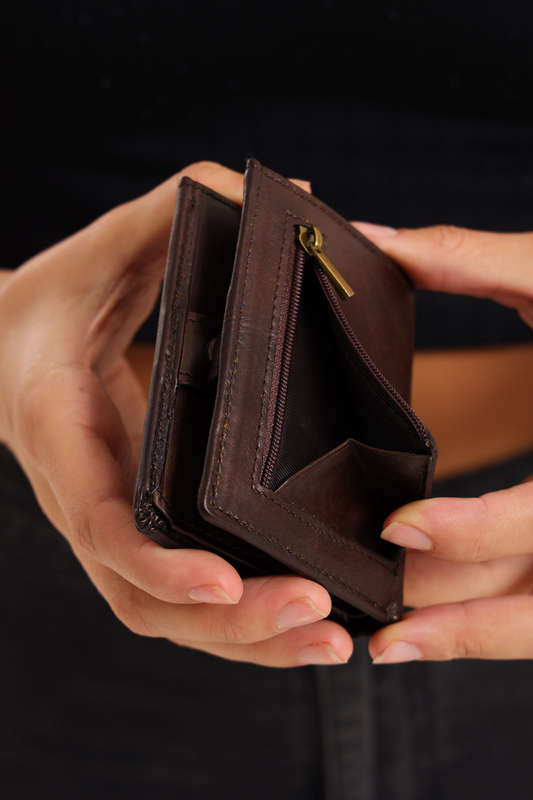 Camel Mountain Tri-Fold Geniun Leather Multiple Slot Card Wallet With Coin Pocket