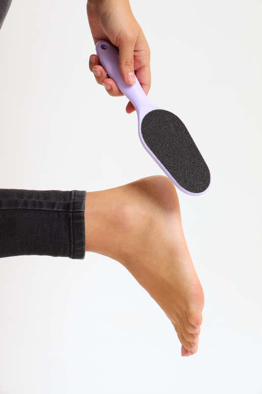 Senza® Stainless Steel Foot File Scraper &amp; Scrubber 2 in 1