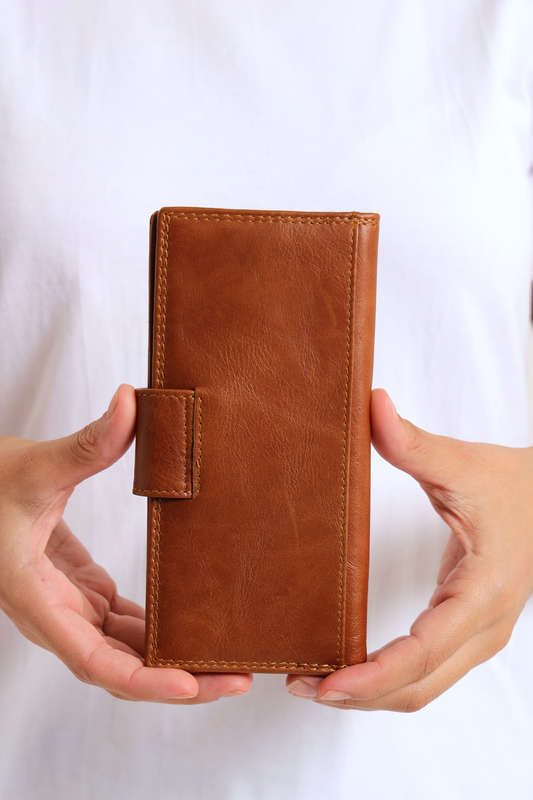 Ladies Genuine Leather Wallet With Multiple Compartments