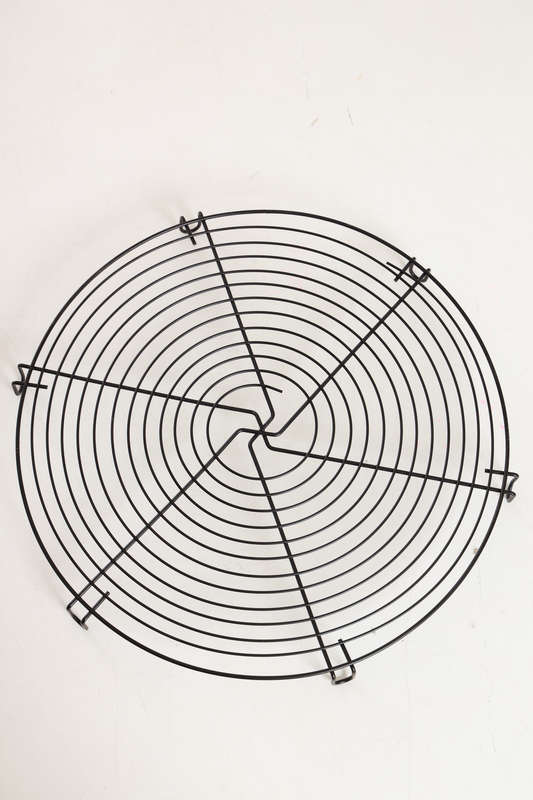 Senza® 2-Pack Black Heavy-Duty Wire Cooling Rack Round