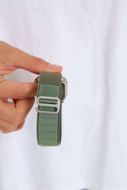 Senza® Alpine Watch Strap for Apple Series 42/44/45/49 mm Apple Watch Ultra 2